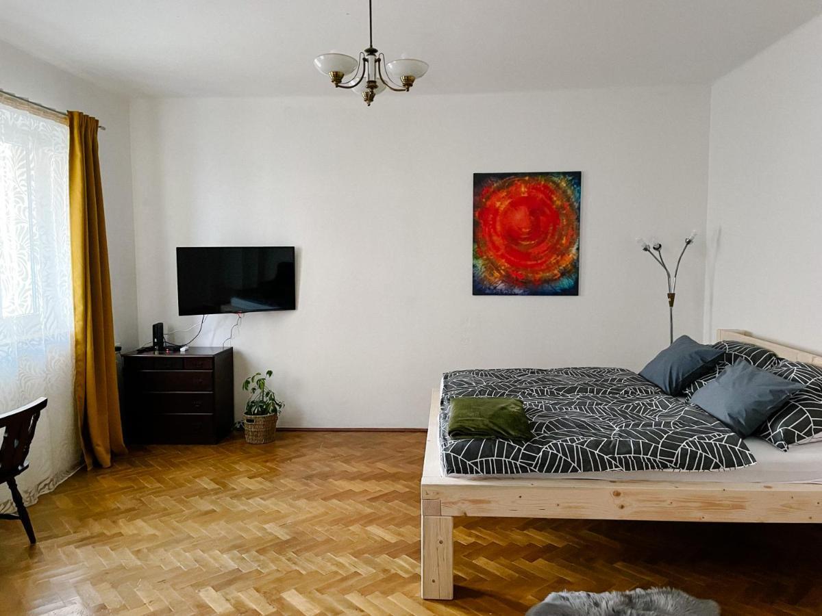 Apartmany U Areny Острава Екстер'єр фото